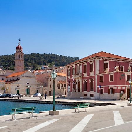 Apartments Pucisca Dış mekan fotoğraf