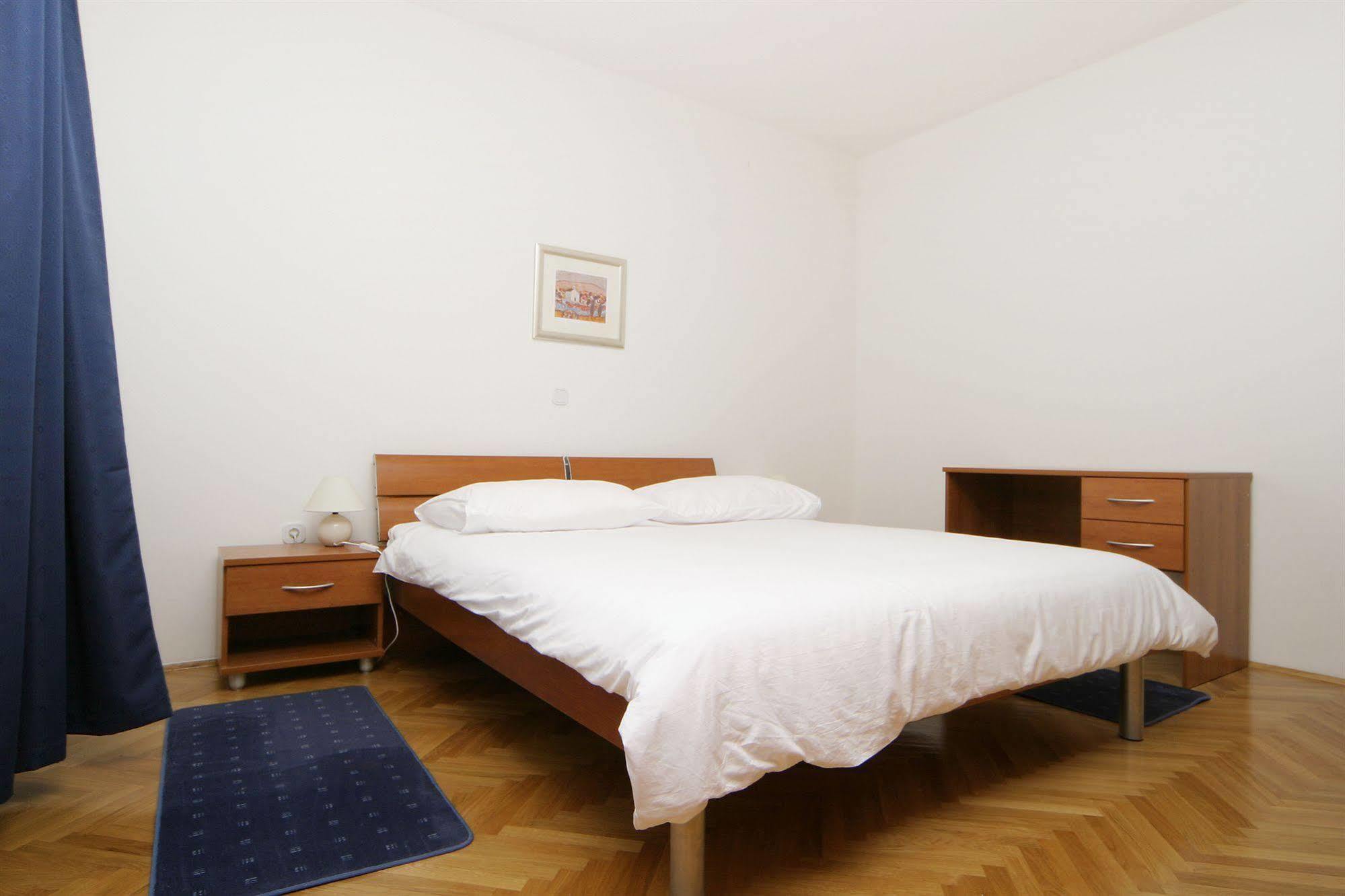 Apartments Pucisca Dış mekan fotoğraf